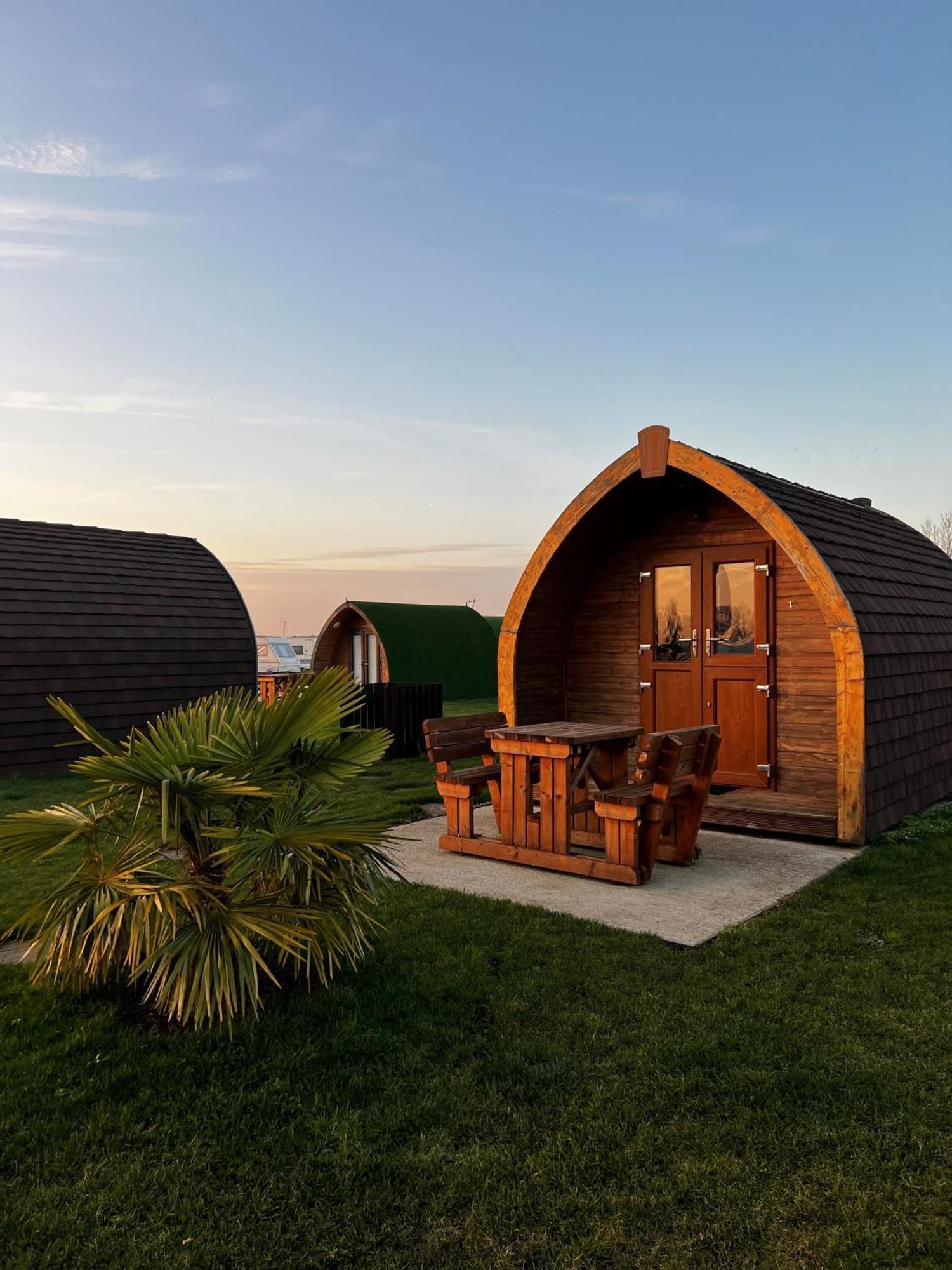 Hotel Glamping Pods Market Deeping Exteriér fotografie